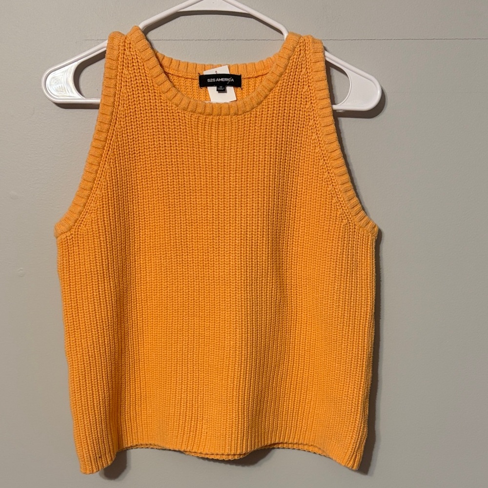 525 America Vibrant Orange Knit sweater top. 💯 cotton. Med.